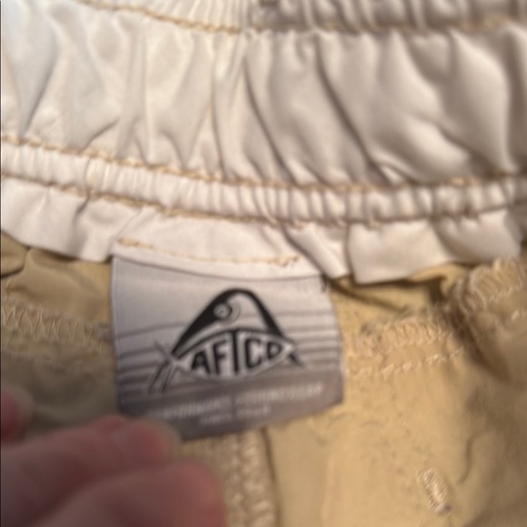 AFTCO Boys’ 26 Khaki Fishing Shorts - Picture 2 of 7
